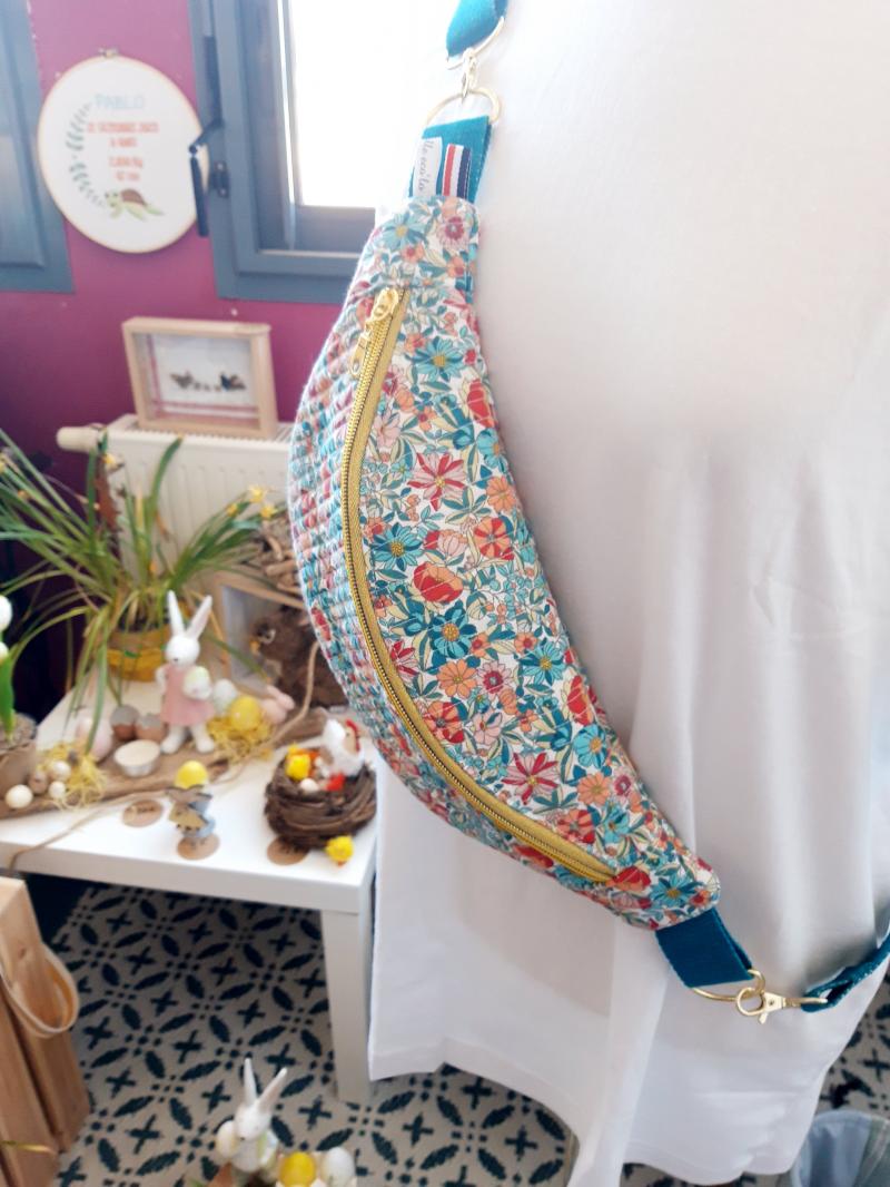 Sac banane matelassé 