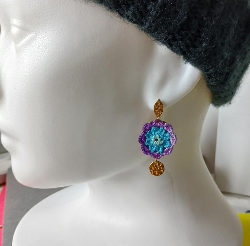 Boucles d'oreilles '' Floralie '' crochet et acier inoxydable